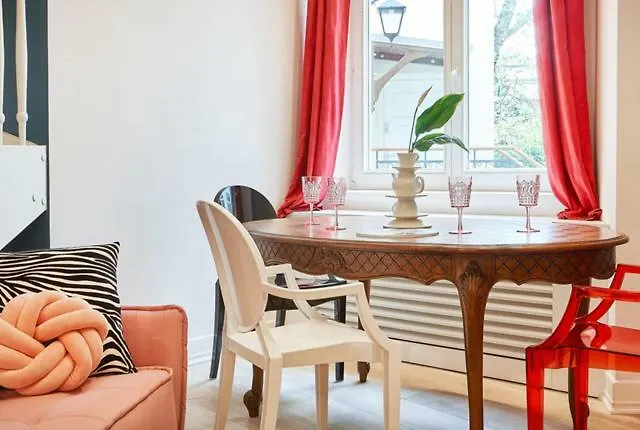 Art Apartment Cracovia 0*,  Polonia